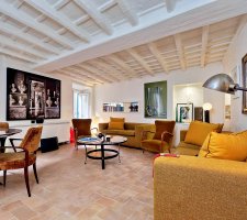 Elegant Rome apartment with a view in Monti