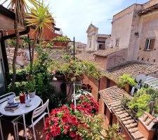 Trastevere luxury terrace studio apartment
