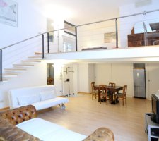 Jewish Ghetto apartment, Rome > Portico d'Ottavia