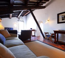 Campo de Fiori luxury apartment - Sleeps 4 people