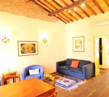 Spanish Steps apartment  in Rome for a group