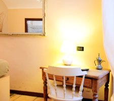Affordable Rome Colosseum studio apartment for rent