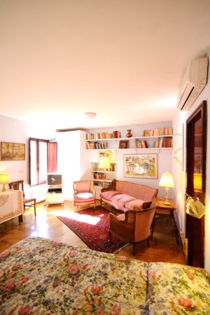   Navona terrace studio apartment