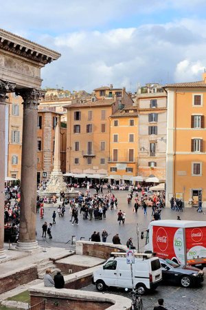   Pantheon apartment accommodation – Rome, Via della Minerva