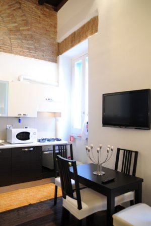   Rome Apartment in Campo de Fiori/Jewish Ghetto area