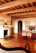 umbria-luxury-farmhouse-villa.jpg