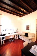 Trastevere cheap studio apartment