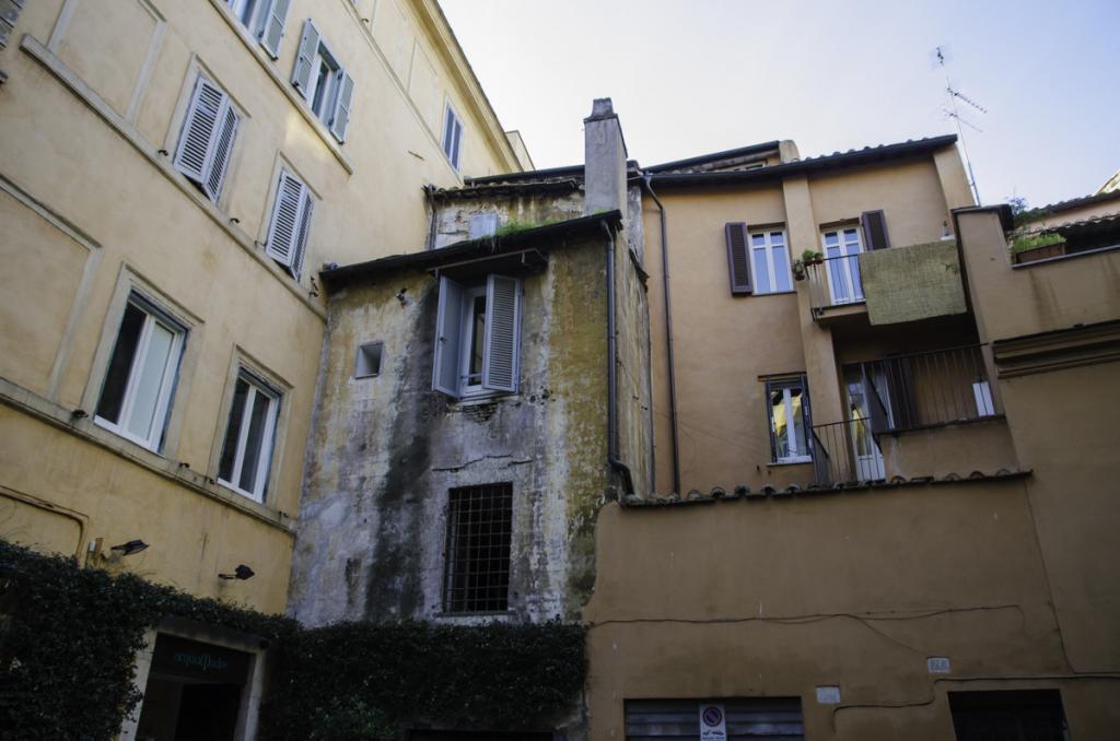 Houses and Palaces of the former Jewish Ghetto