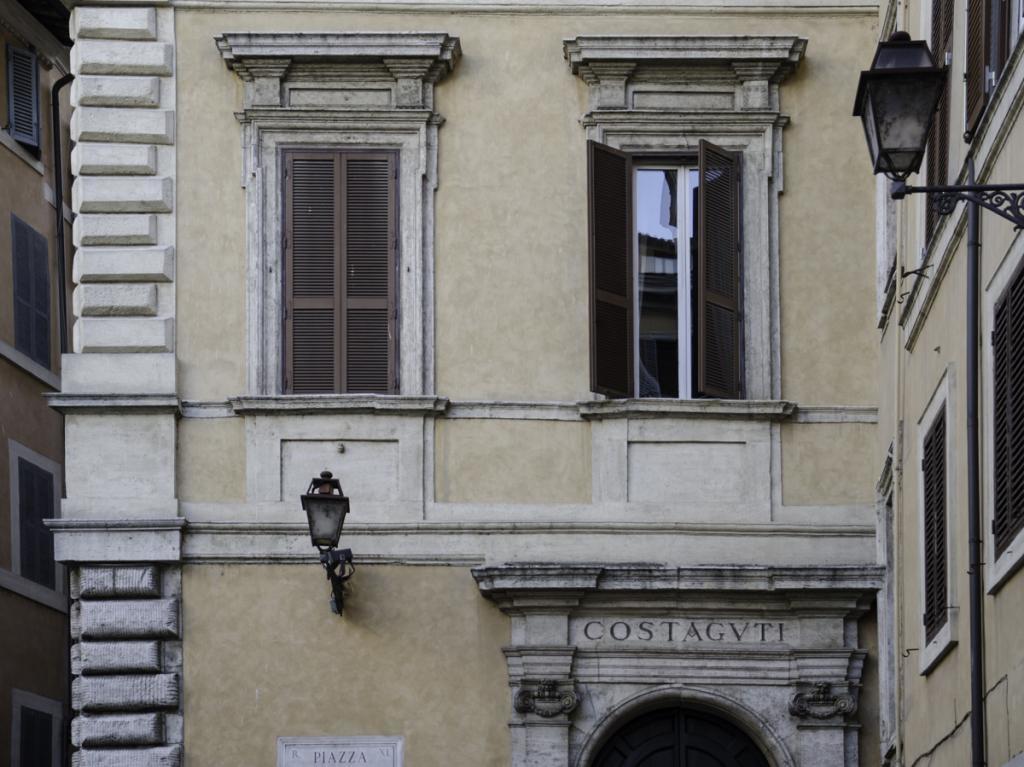 Palazzo Constaguti Architectural Detail