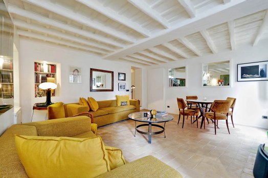 Stylish Apartment in Monti | Romeloft Featured Homes