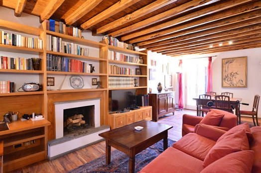 Spanish Steps cozy terrace attic: Up to 3 people